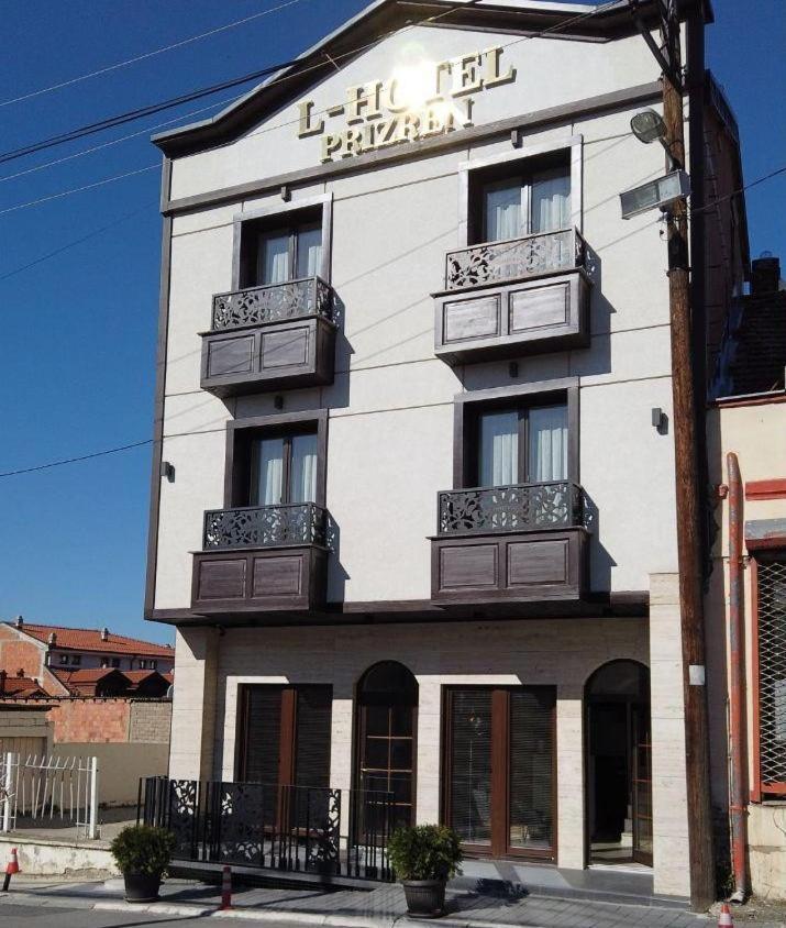 L'Hotelpz Prizren Exterior photo